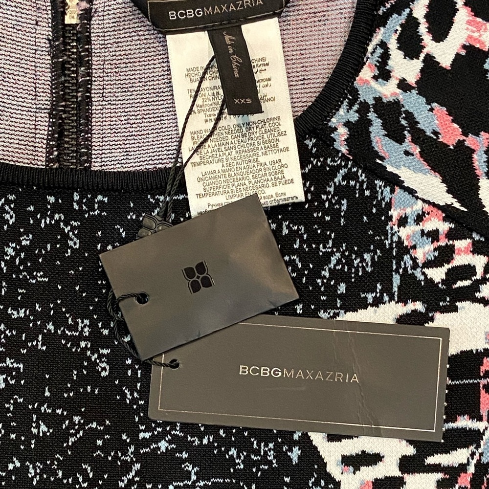 BCBG Maxazria mini black dress - Picture 4 of 4